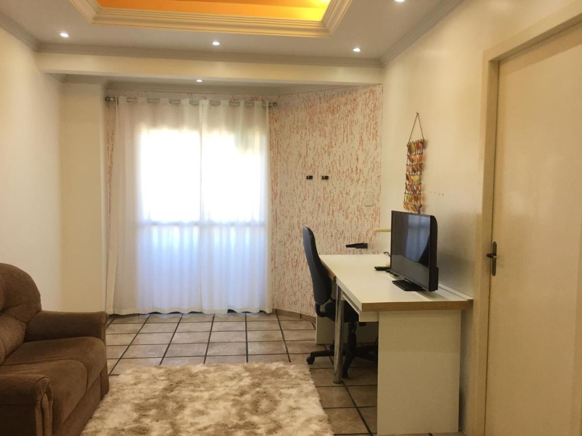 3 Dorm., O Quintal é A E Molhes * Laguna